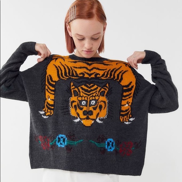 Uo Tiger Intarsia Knit Pullover Sweater 